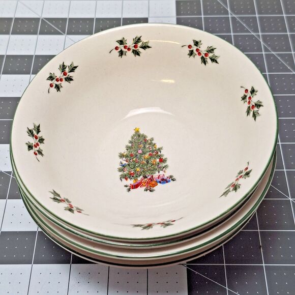 4 Piece Gibson Noel Morning Bowls Christmas Tree Holly Berry Replacements - Picture 1 of 8